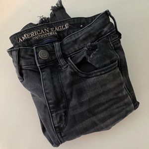 American Eagle Distressed Jeans